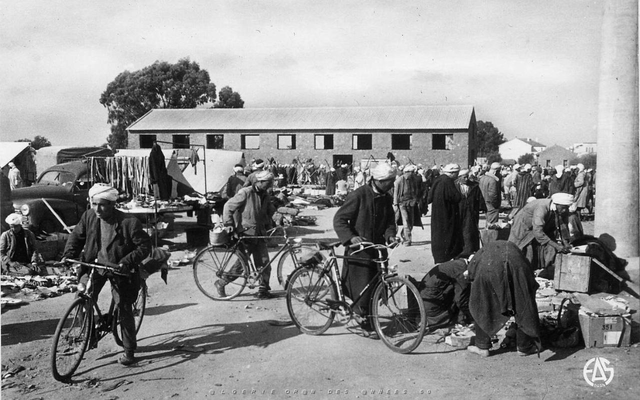 Lapasset 502- Marche COLLECTION DES AMIS DE ND DE SANTA CRUZ.jpg